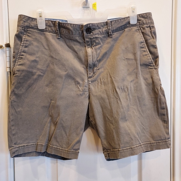 Original Penguin Other - Original Penguin Gray Flat Front Shorts Size Large (38)